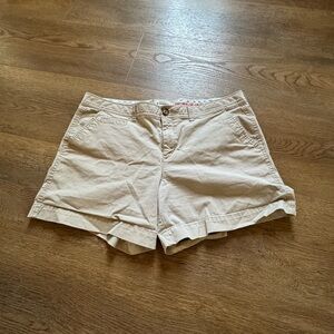 Old Navy 5” Khakis Shorts